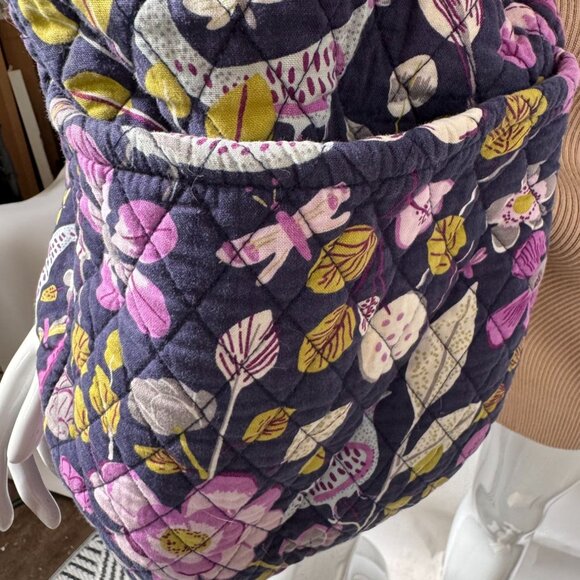 Vera Bradley Large Floral Quilted Shoulder Bag With Zipper & Double Straps - Picture 7 of 16